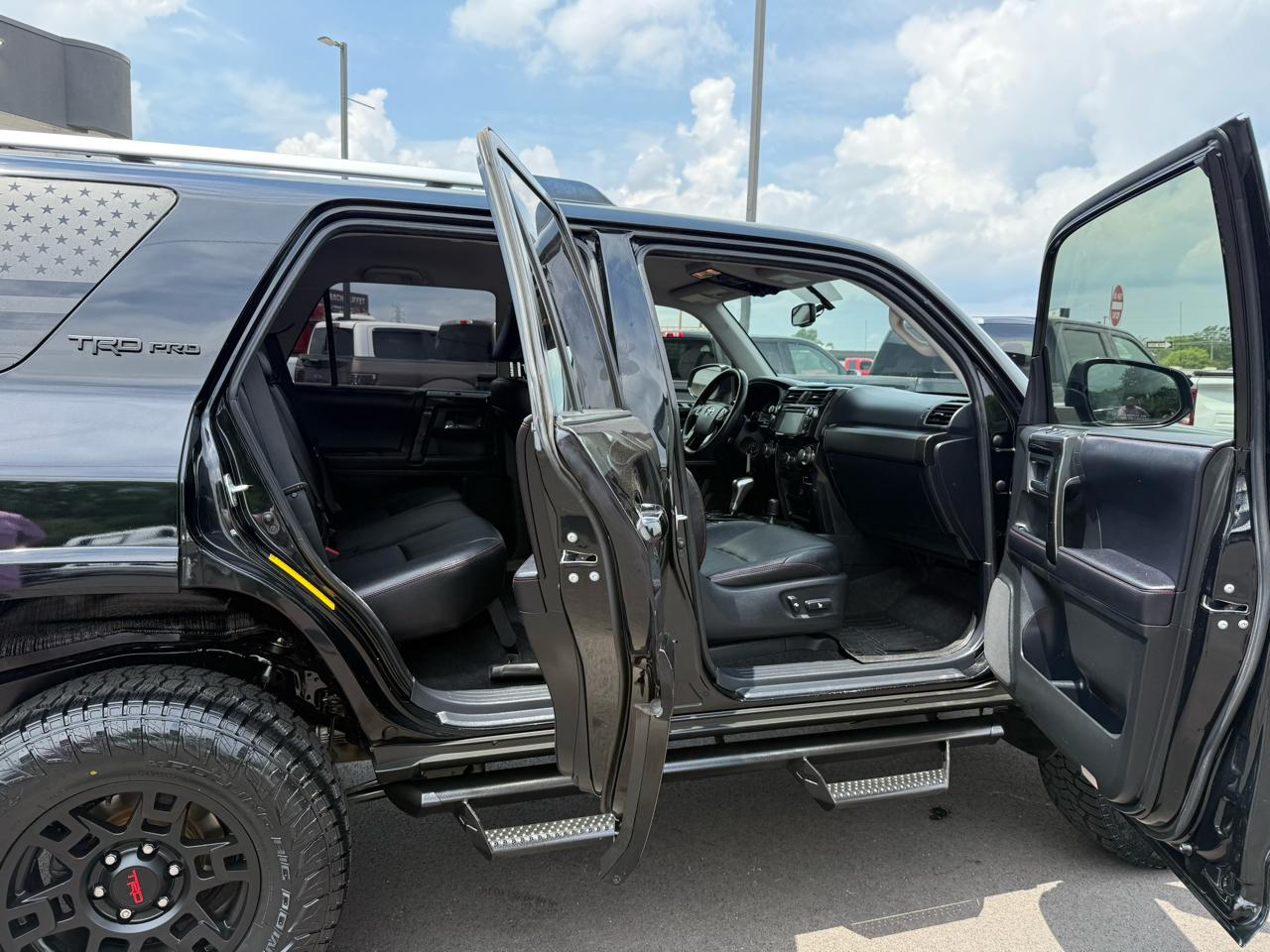 Toyota 4Runner TRD Off Road Premium 4WD (Natl) 2018