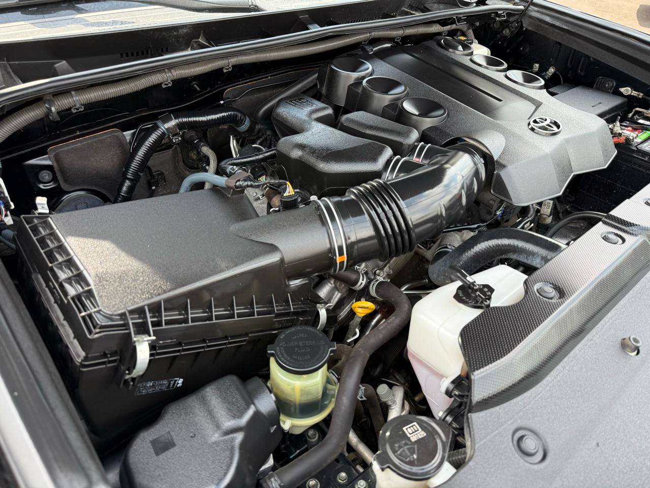 Toyota 4Runner TRD Off Road Premium 4WD (Natl) 2018