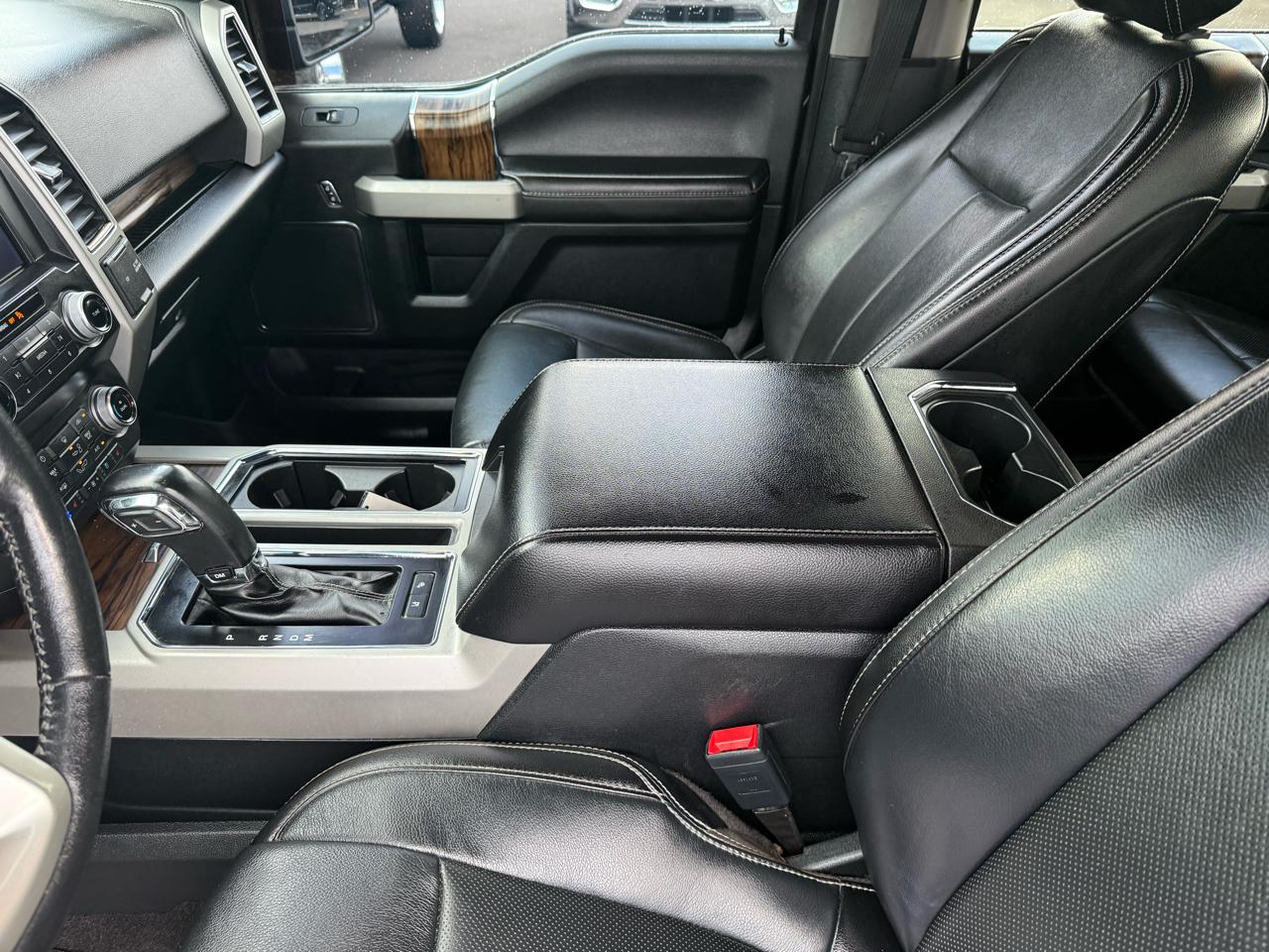 Ford F-150 4WD SuperCrew 139" Lariat 2020