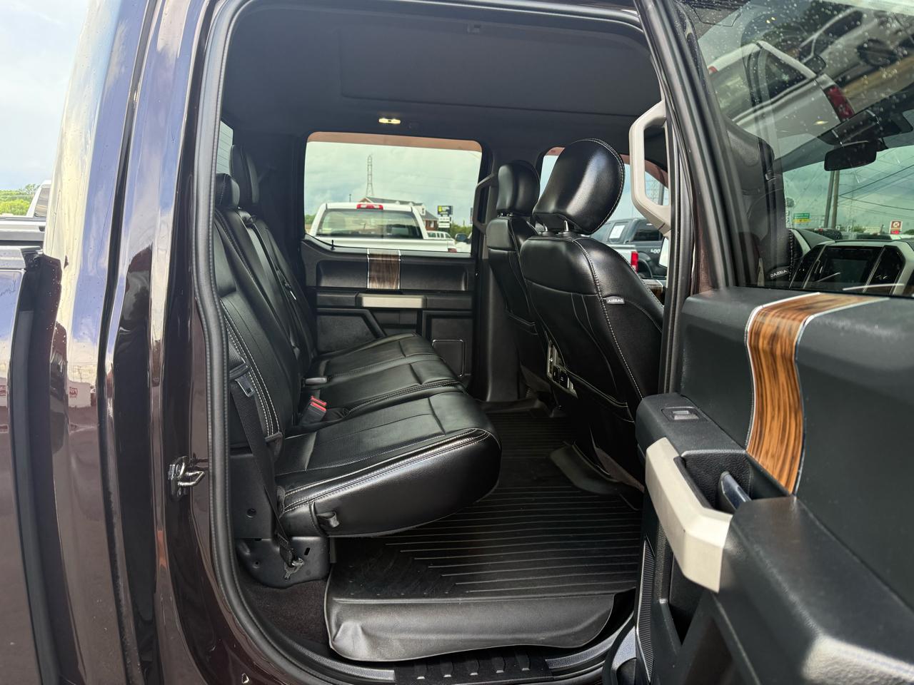 Ford F-150 4WD SuperCrew 139" Lariat 2020