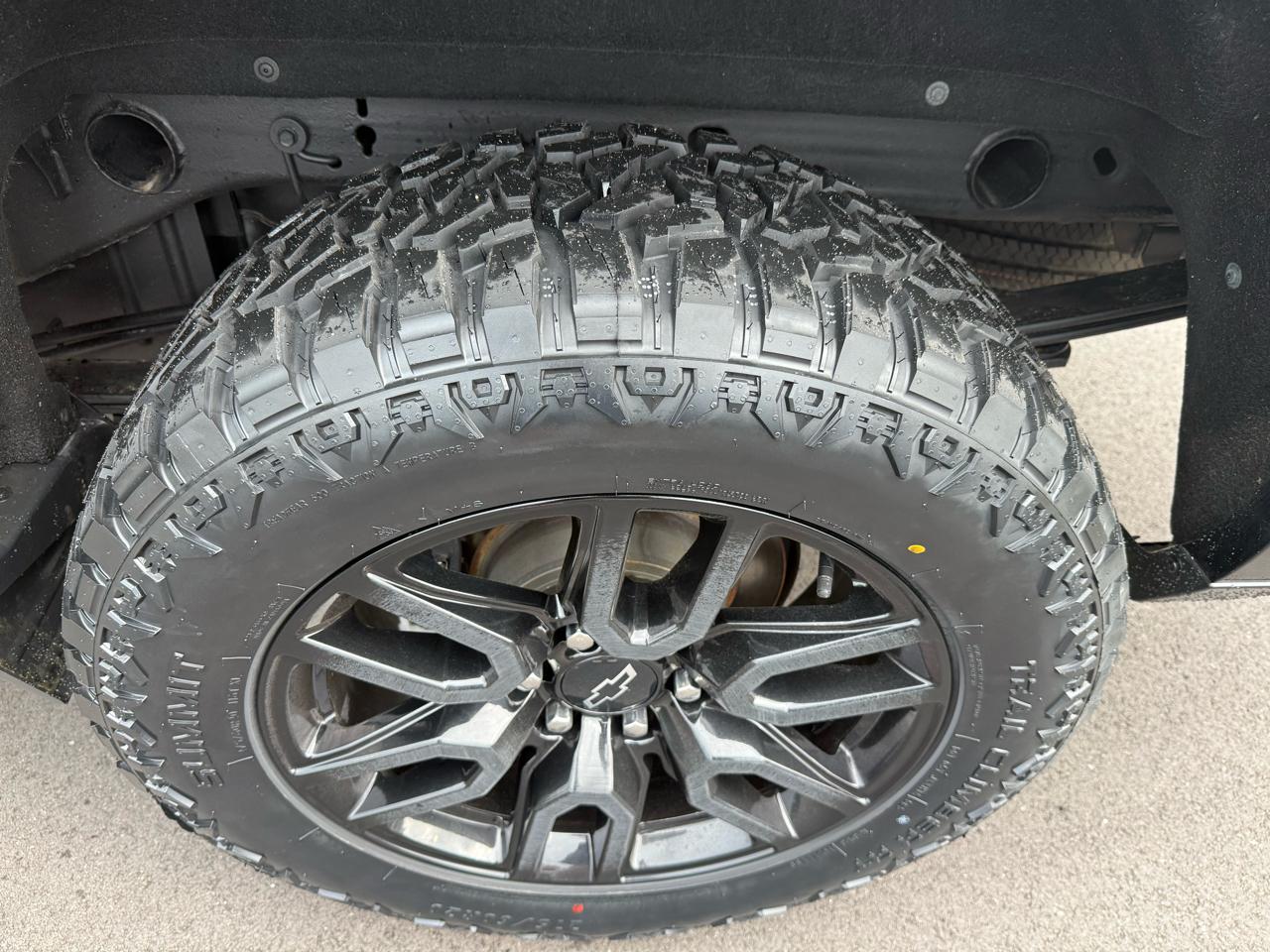 Chevrolet Silverado 1500 4WD Crew Cab 143.5" LT 2017