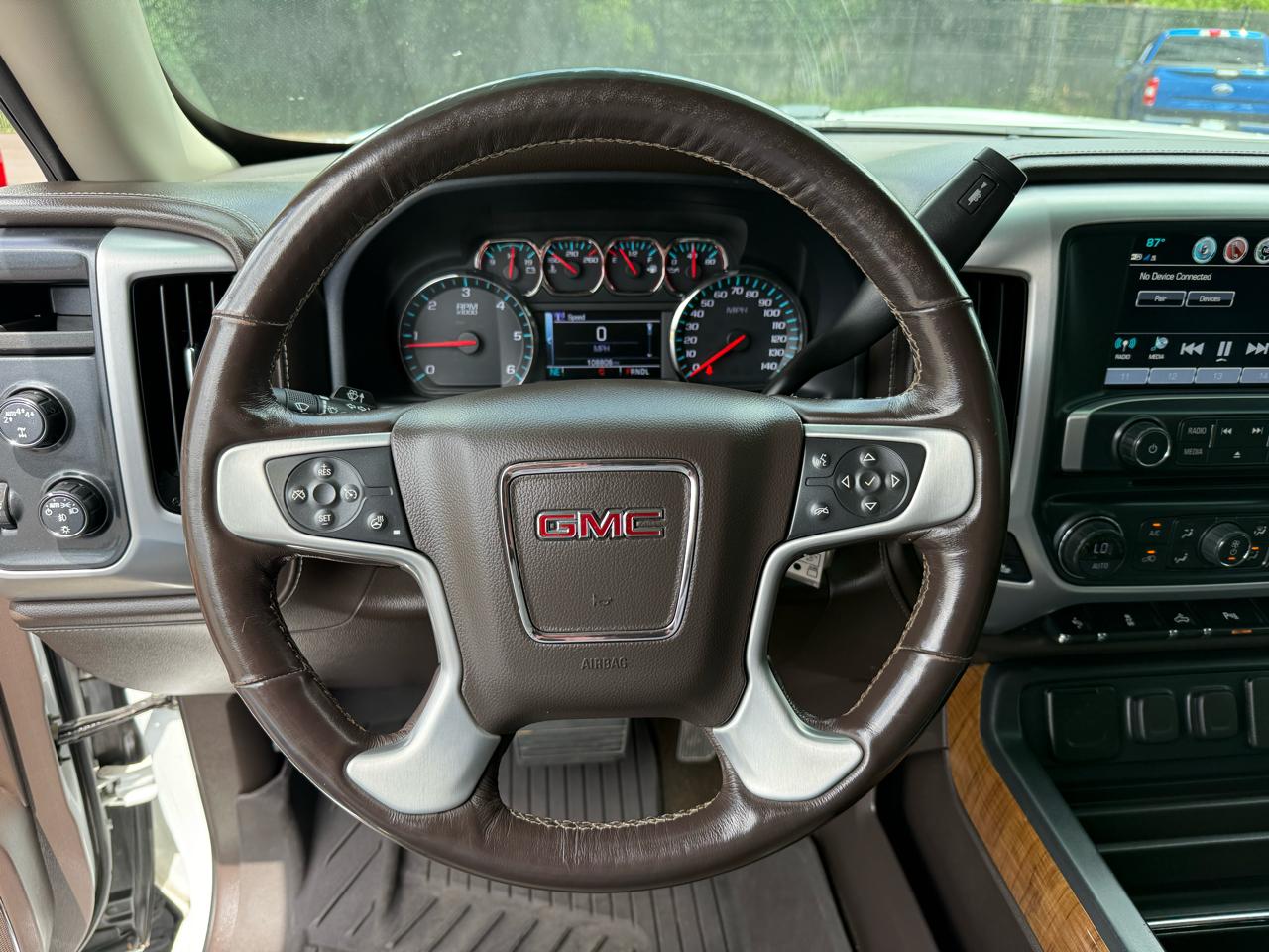 GMC Sierra 1500 4WD Crew Cab 143.5" SLT 2018
