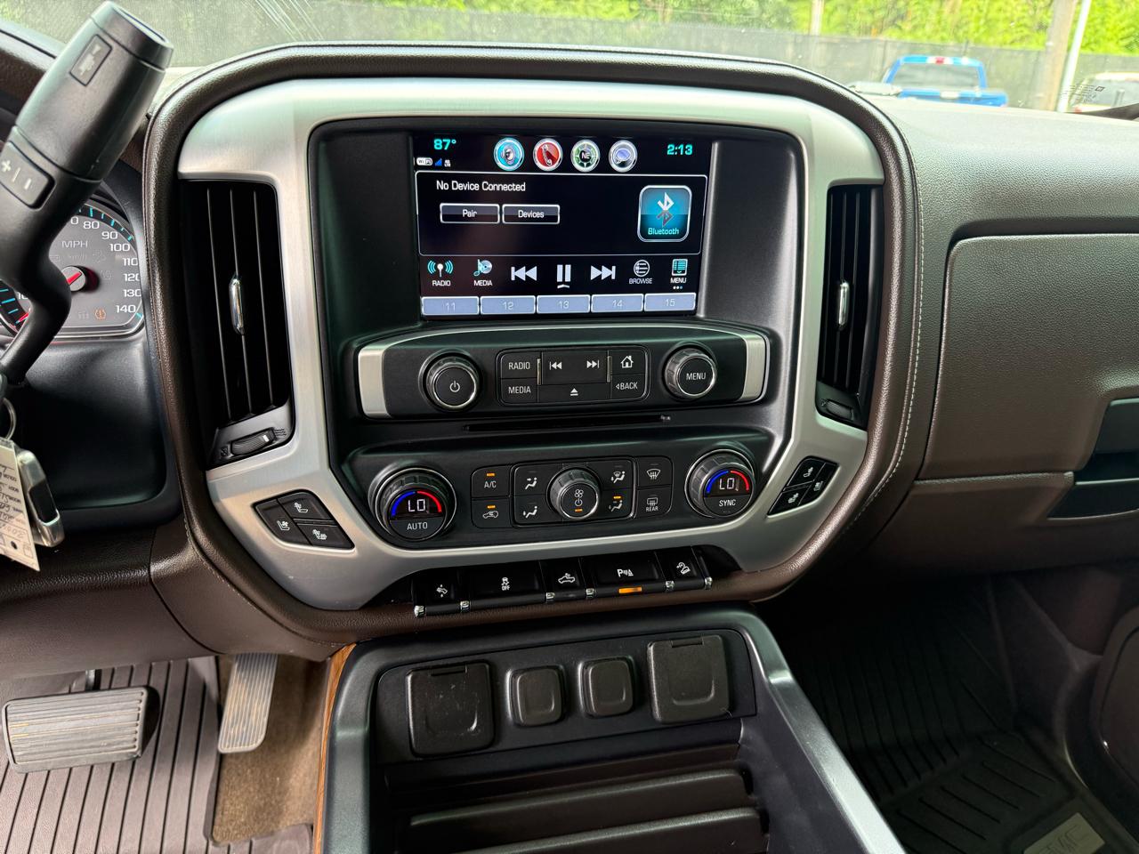 GMC Sierra 1500 4WD Crew Cab 143.5" SLT 2018