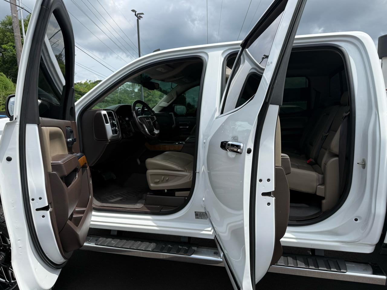 GMC Sierra 1500 4WD Crew Cab 143.5" SLT 2018