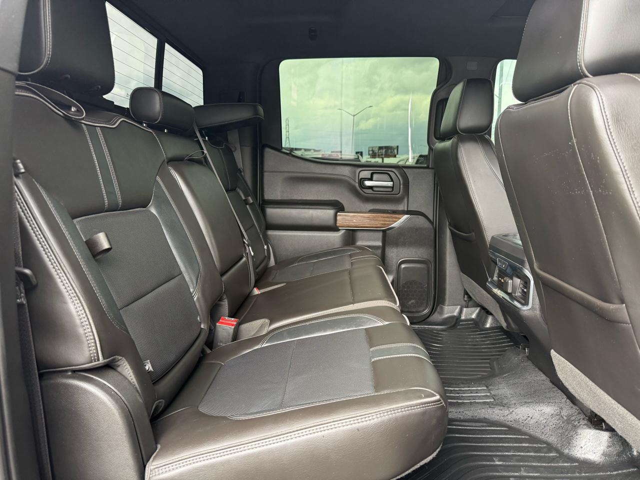 Chevrolet Silverado 1500 4WD Crew Cab 147" High Country 2019