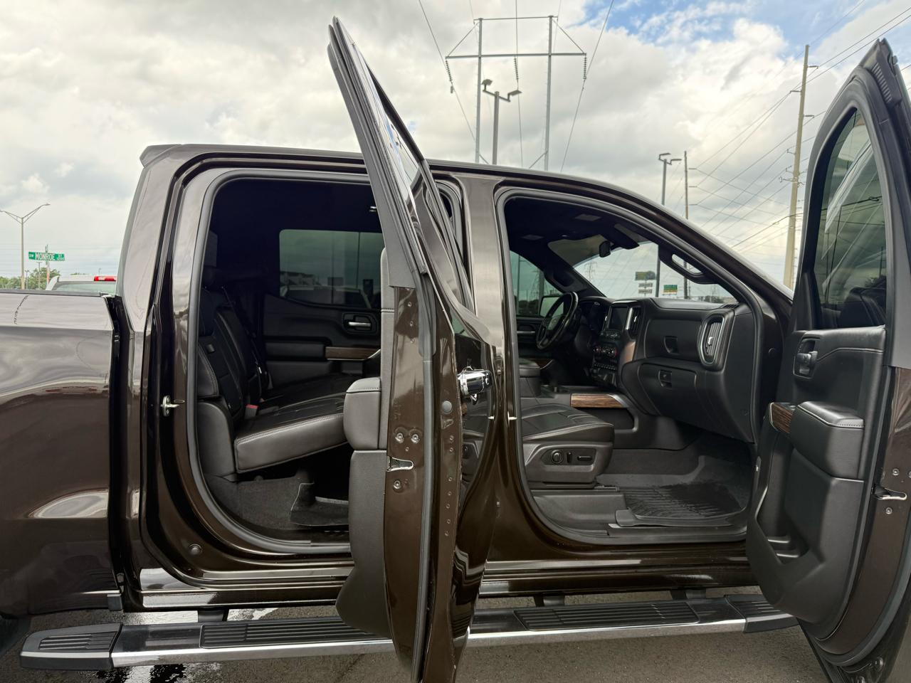 Chevrolet Silverado 1500 4WD Crew Cab 147" High Country 2019