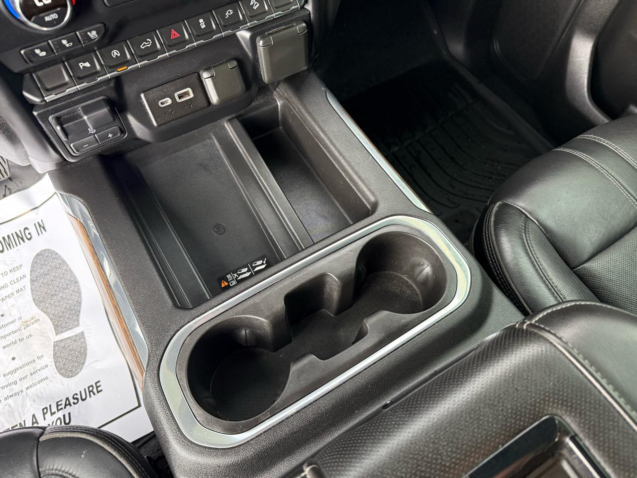 Chevrolet Silverado 1500 4WD Crew Cab 147" High Country 2019