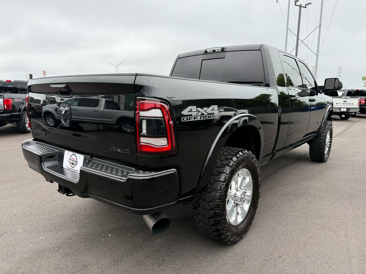 RAM 2500 Laramie 4x4 Mega Cab 6'4" Box 2019