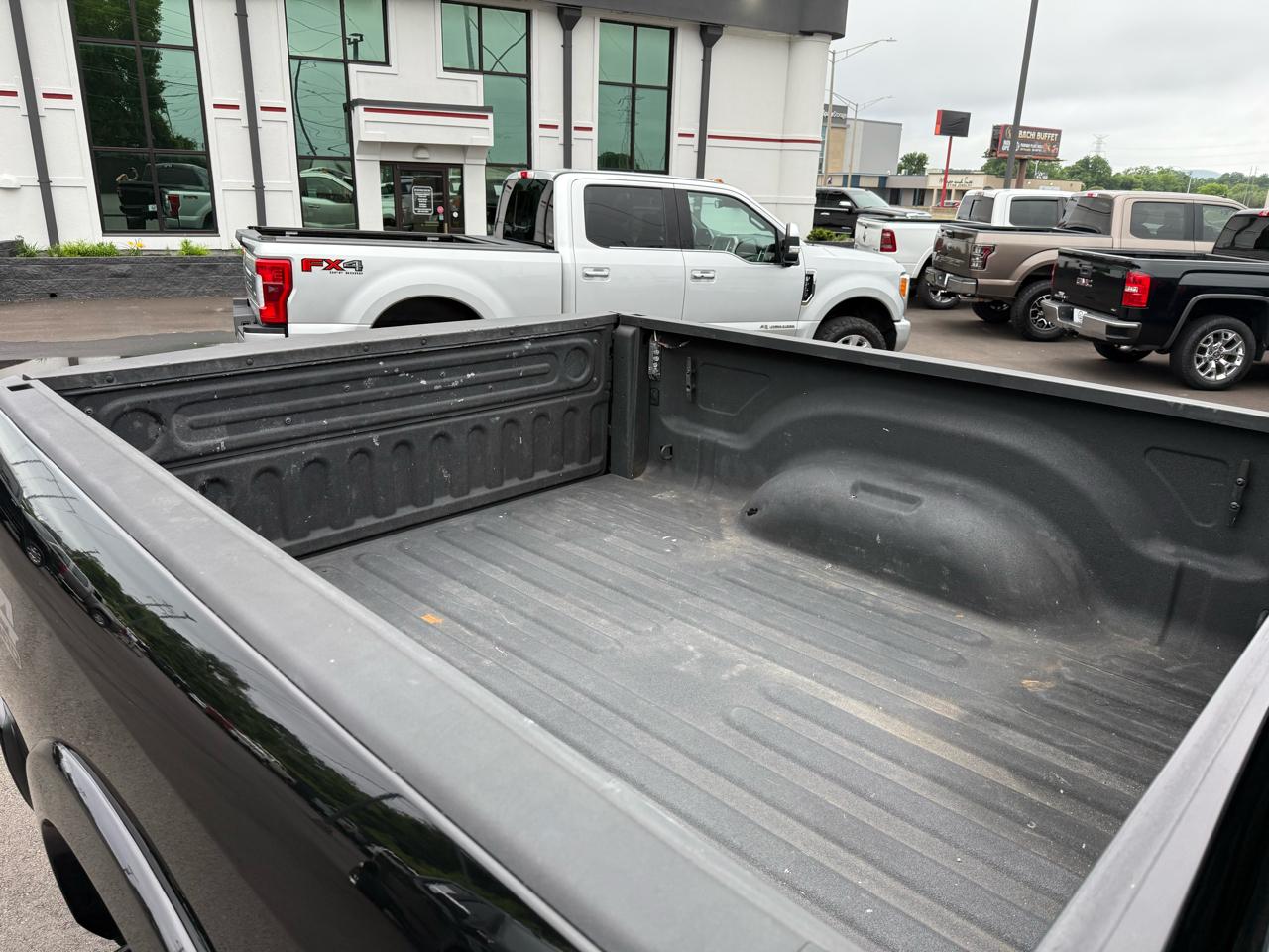 RAM 2500 Laramie 4x4 Mega Cab 6'4" Box 2019