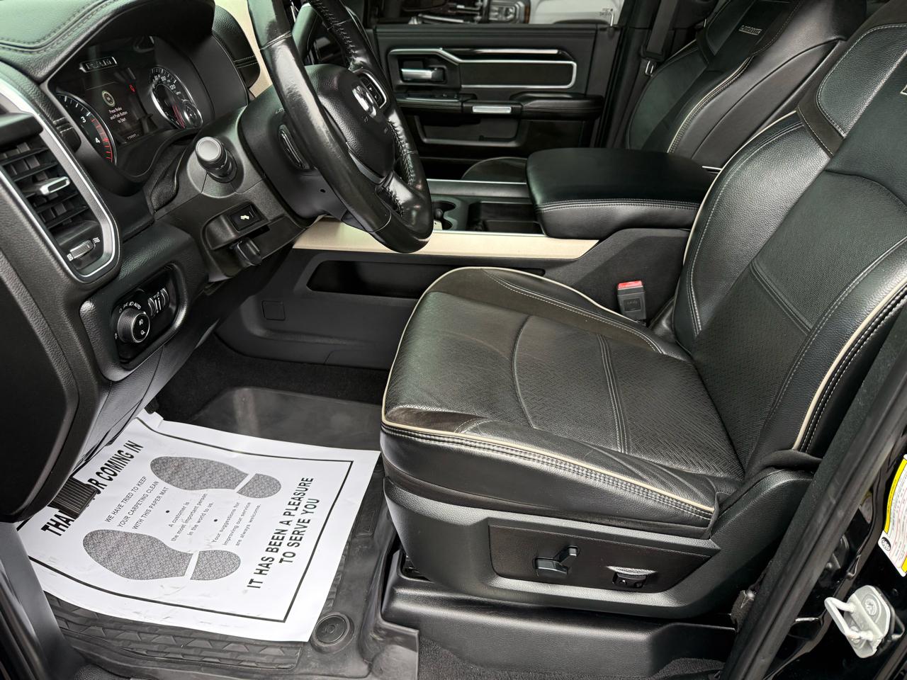 RAM 2500 Laramie 4x4 Mega Cab 6'4" Box 2019