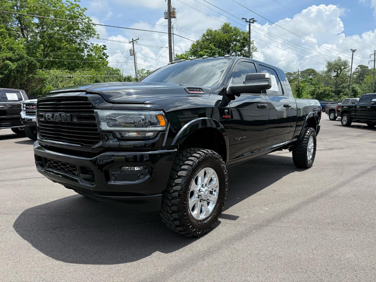 RAM 2500 Laramie 4x4 Mega Cab 6'4" Box 2019