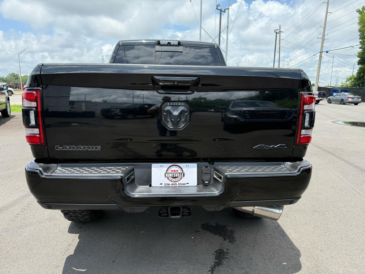 RAM 2500 Laramie 4x4 Mega Cab 6'4" Box 2019
