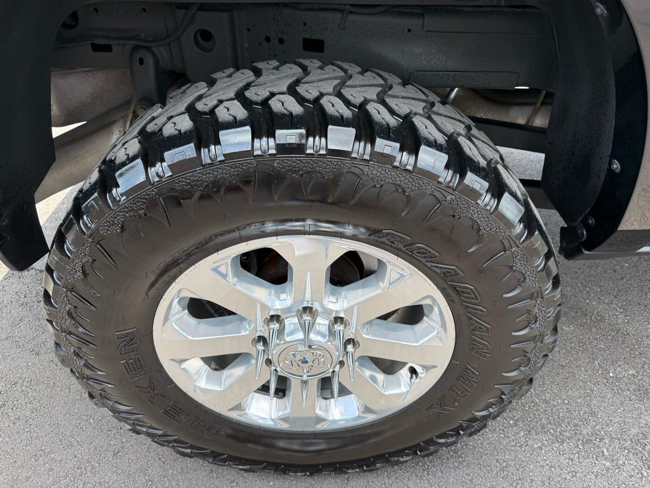 RAM 2500 Laramie 4x4 Mega Cab 6'4" Box 2019
