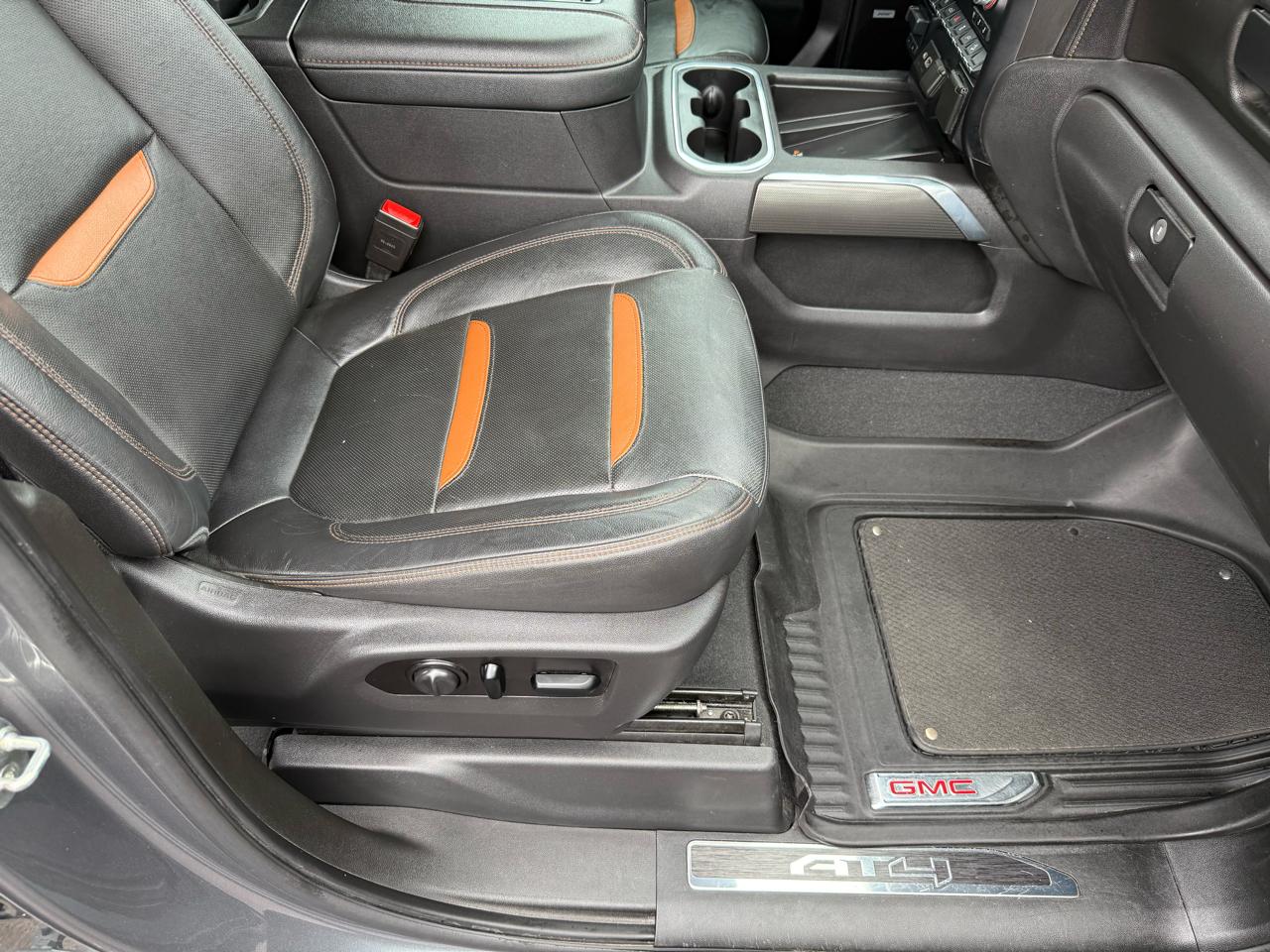 GMC Sierra 1500 4WD Crew Cab 147" AT4 2021