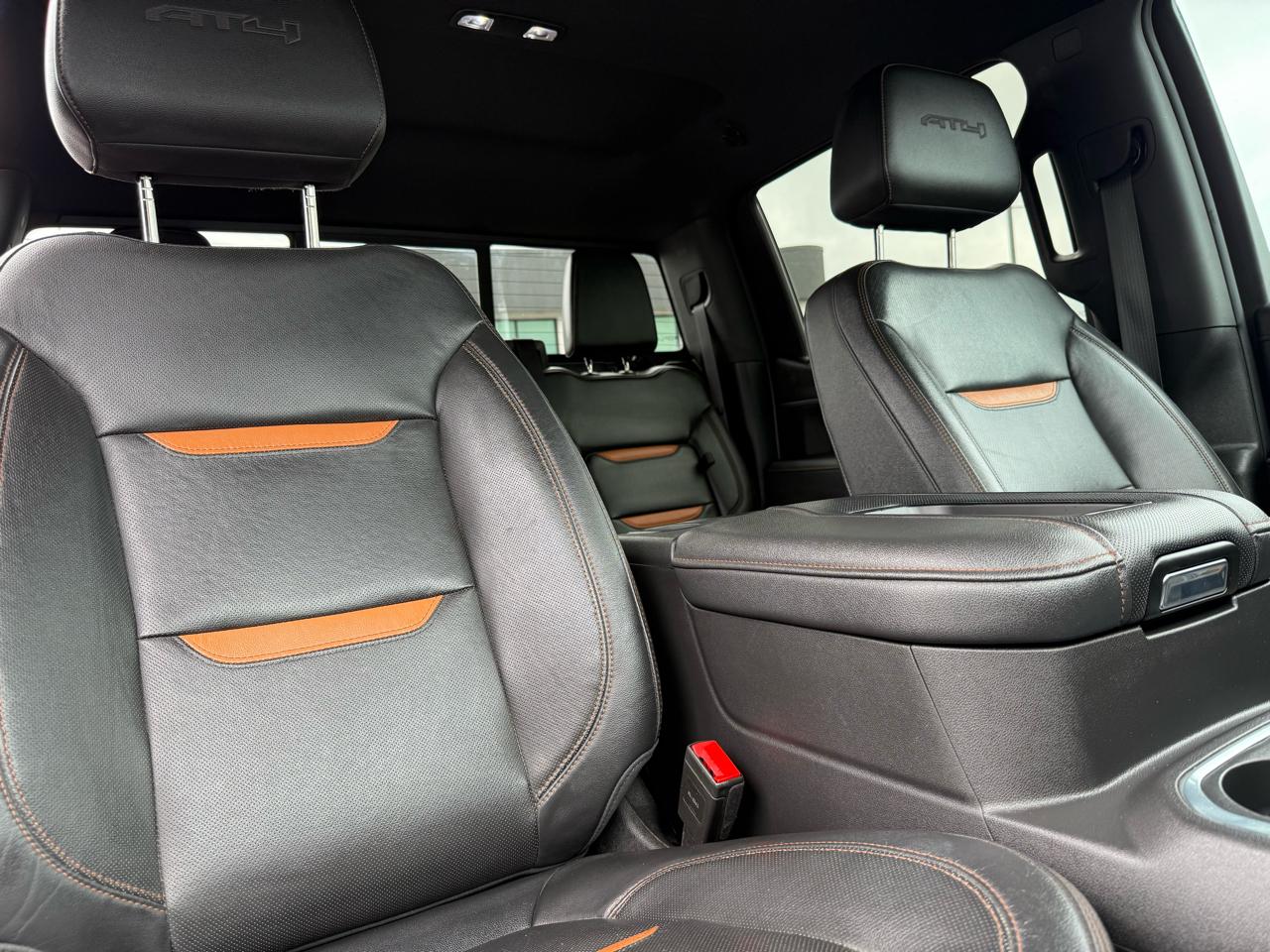 GMC Sierra 1500 4WD Crew Cab 147" AT4 2021