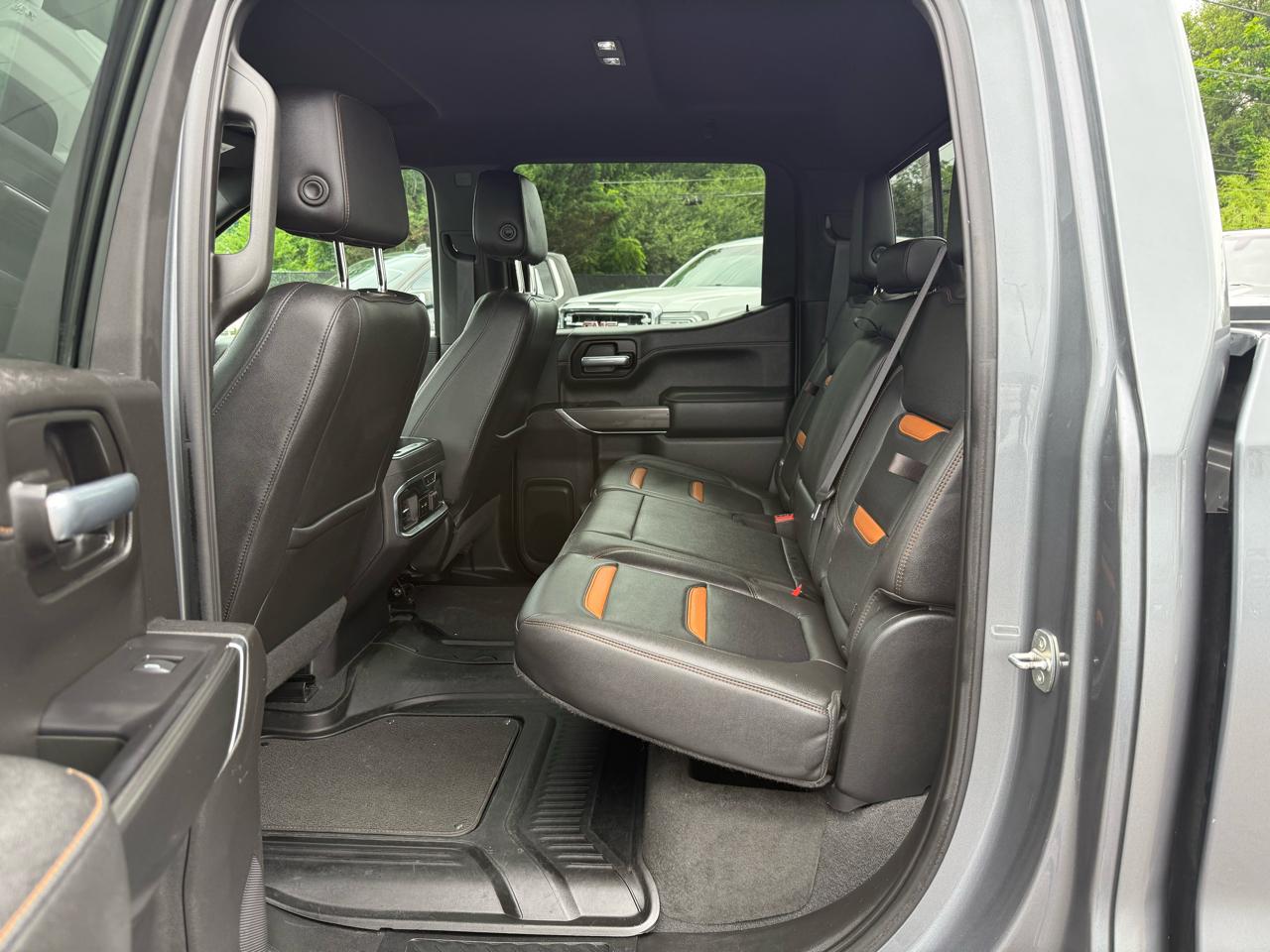 GMC Sierra 1500 4WD Crew Cab 147" AT4 2021