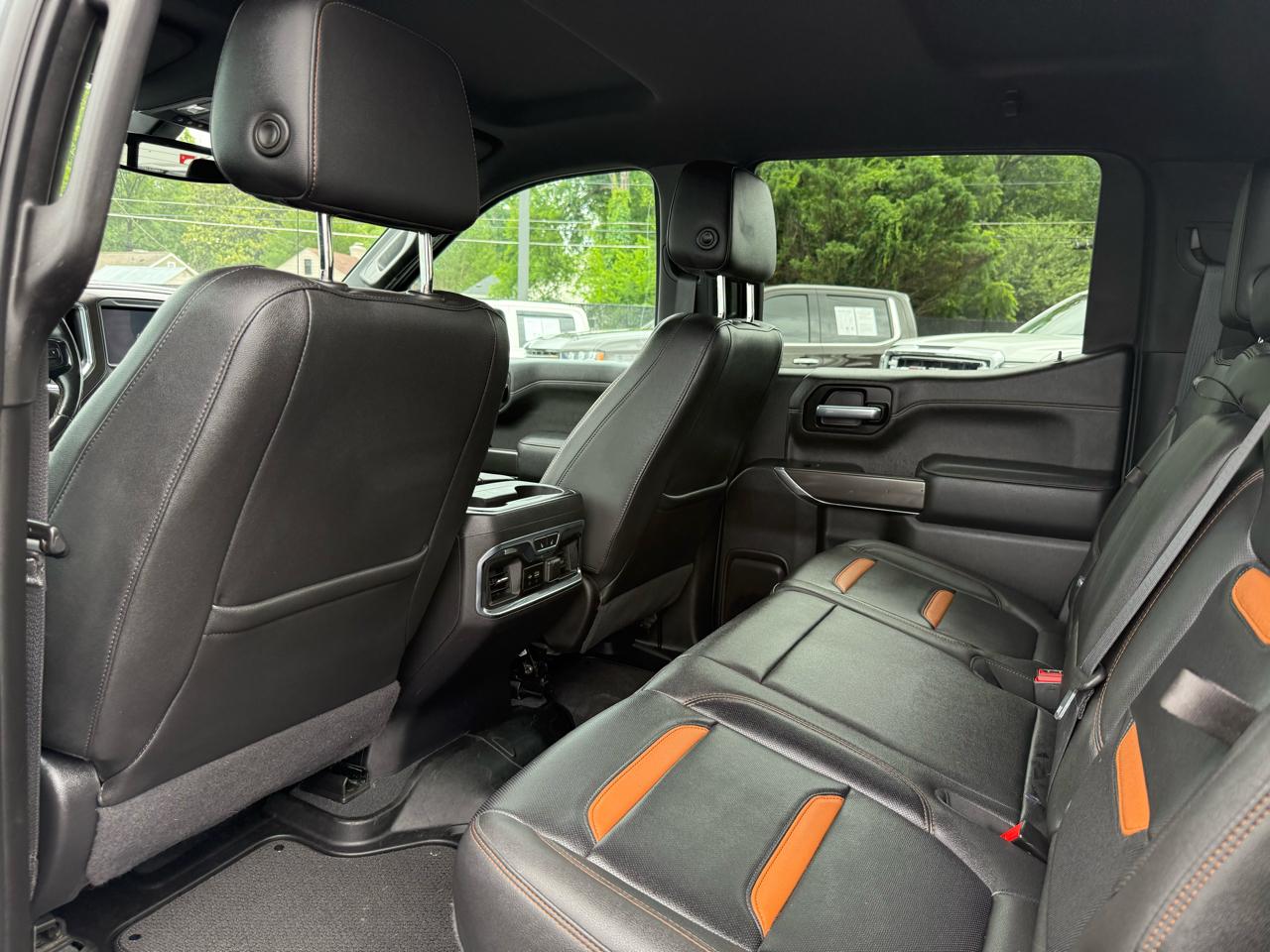 GMC Sierra 1500 4WD Crew Cab 147" AT4 2021