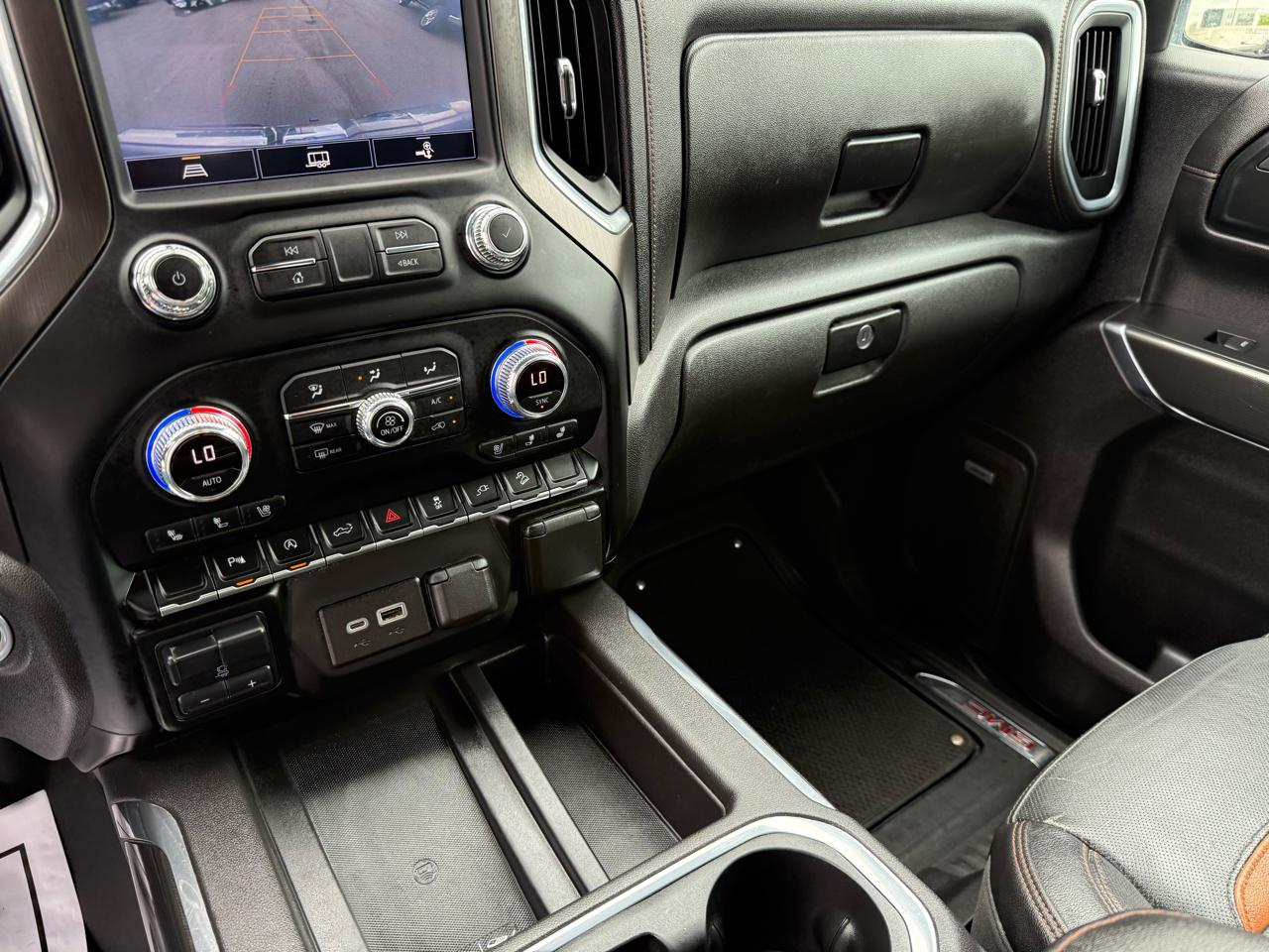 GMC Sierra 1500 4WD Crew Cab 147" AT4 2021