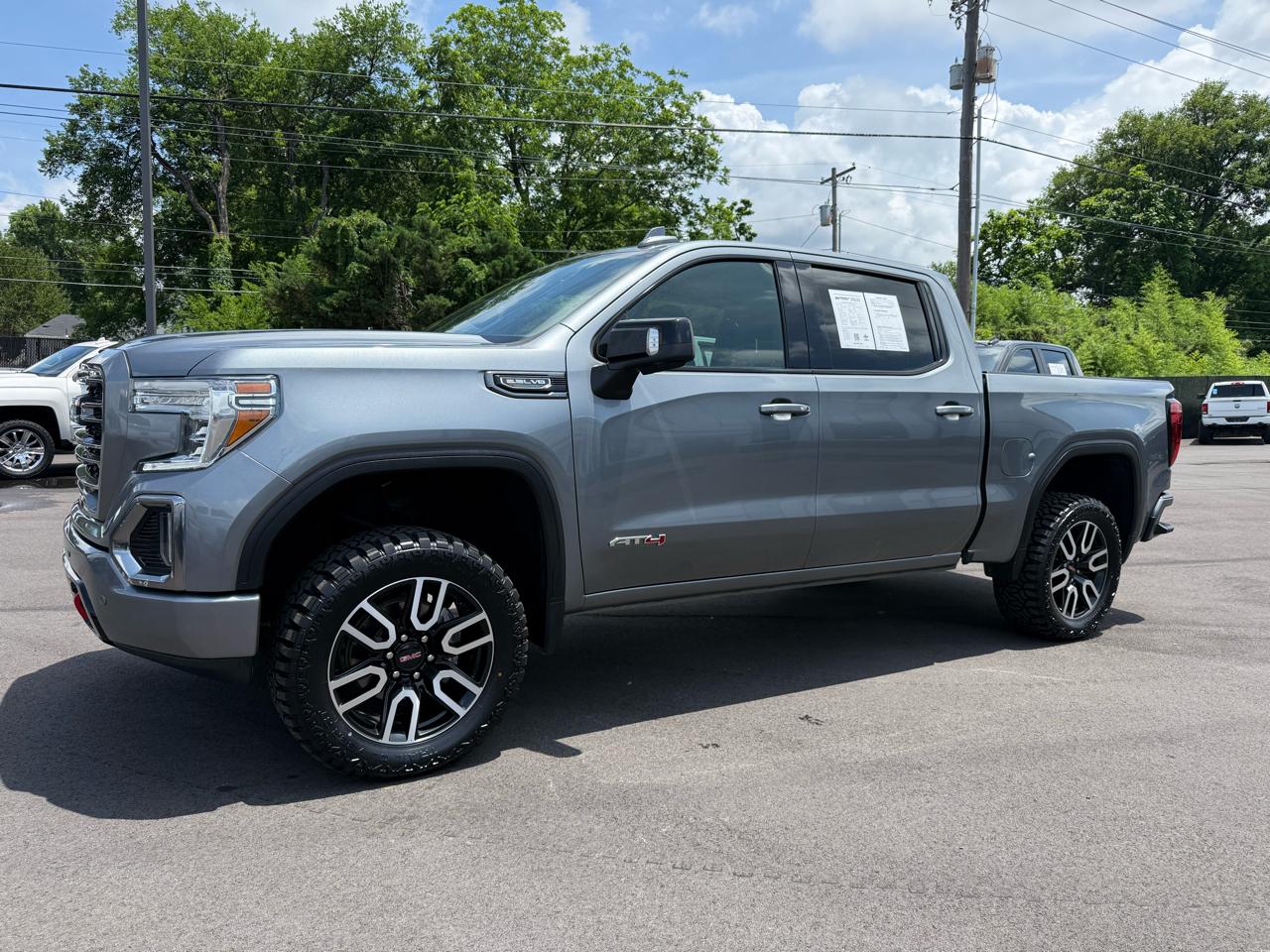 GMC Sierra 1500 4WD Crew Cab 147" AT4 2021
