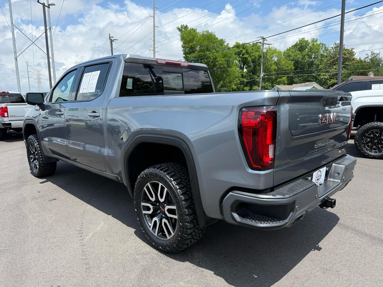 GMC Sierra 1500 4WD Crew Cab 147" AT4 2021