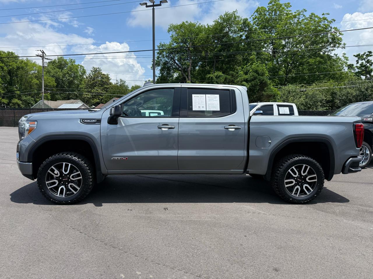 GMC Sierra 1500 4WD Crew Cab 147" AT4 2021