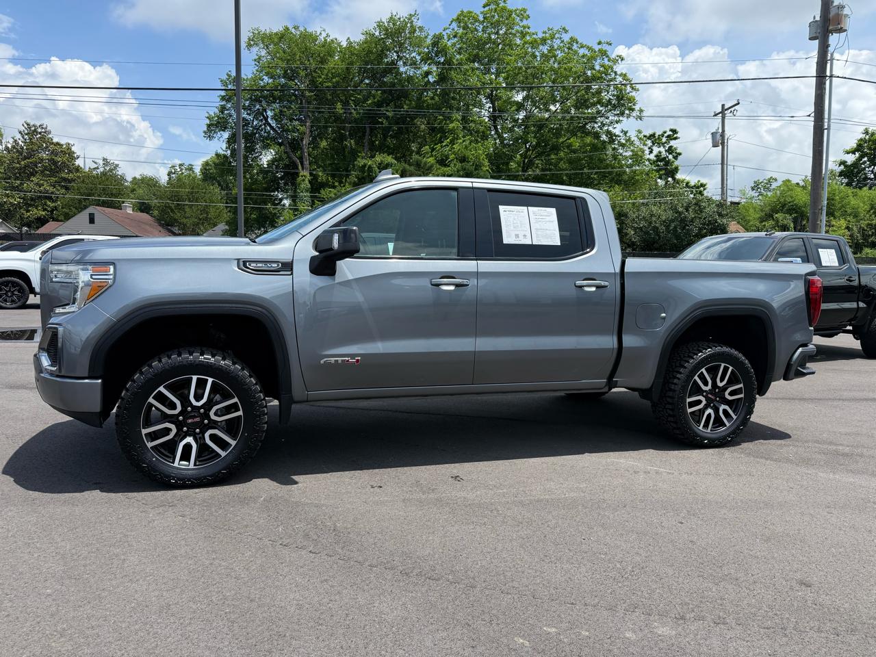 GMC Sierra 1500 4WD Crew Cab 147" AT4 2021