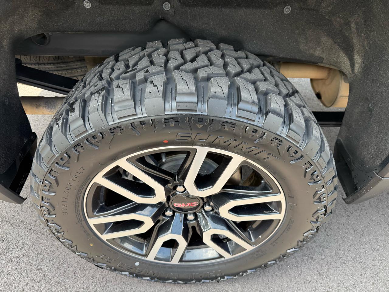 GMC Sierra 1500 4WD Crew Cab 147" AT4 2021