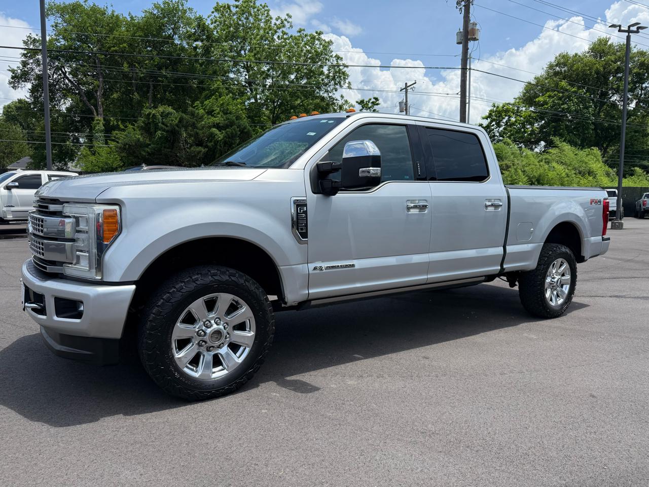 Ford Super Duty F-250 SRW Platinum 4WD Crew Cab 6.75' Box 2017