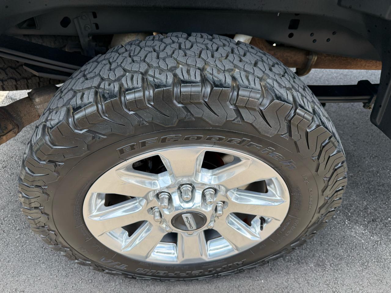 Ford Super Duty F-250 SRW Platinum 4WD Crew Cab 6.75' Box 2017