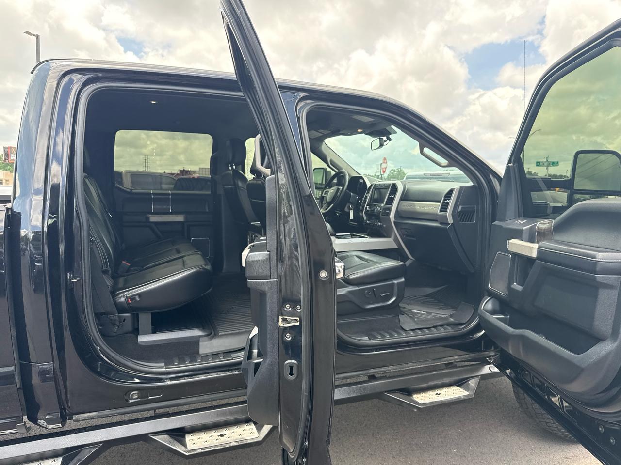 Ford Super Duty F-250 SRW Lariat 4WD Crew Cab 6.75' Box 2020