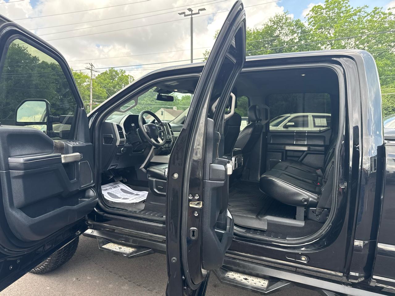 Ford Super Duty F-250 SRW Lariat 4WD Crew Cab 6.75' Box 2020