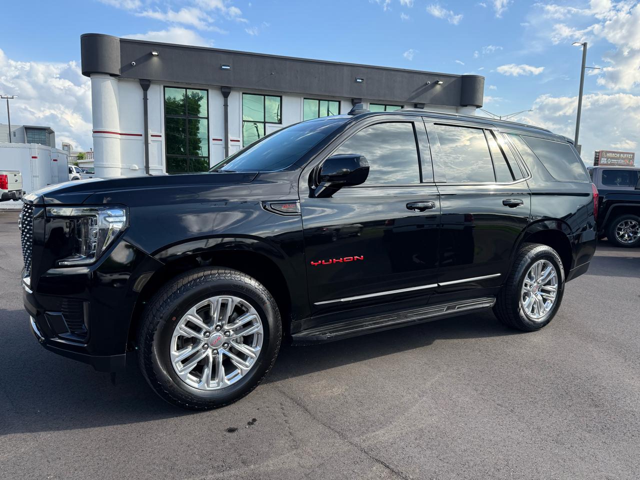 GMC Yukon 4WD 4dr SLT 2021