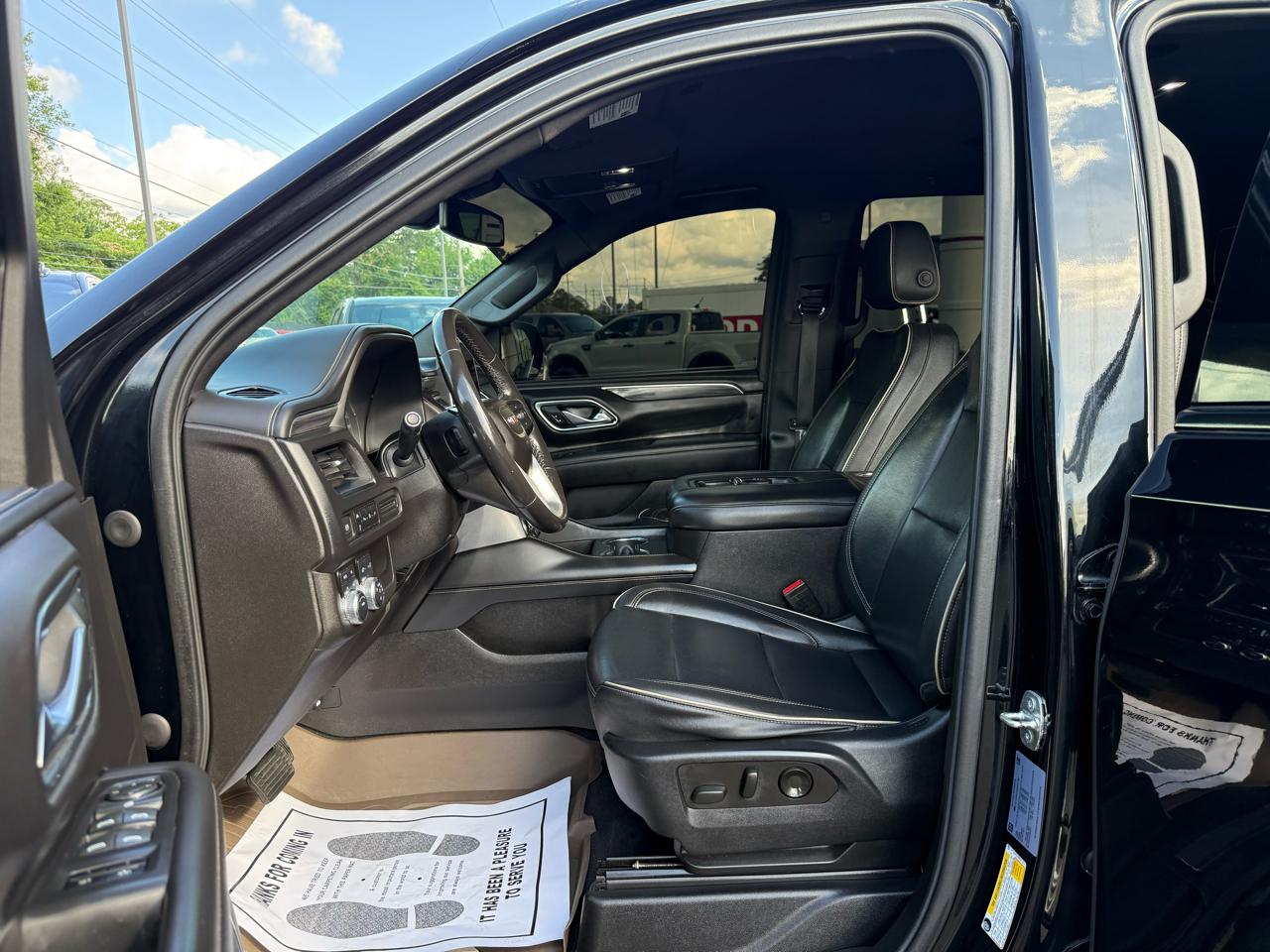 GMC Yukon 4WD 4dr SLT 2021
