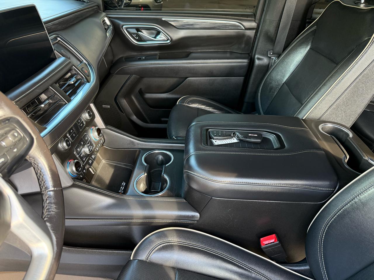 GMC Yukon 4WD 4dr SLT 2021
