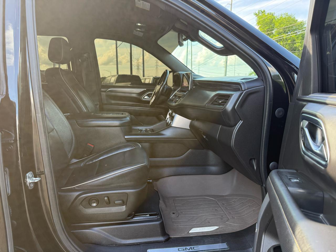 GMC Yukon 4WD 4dr SLT 2021