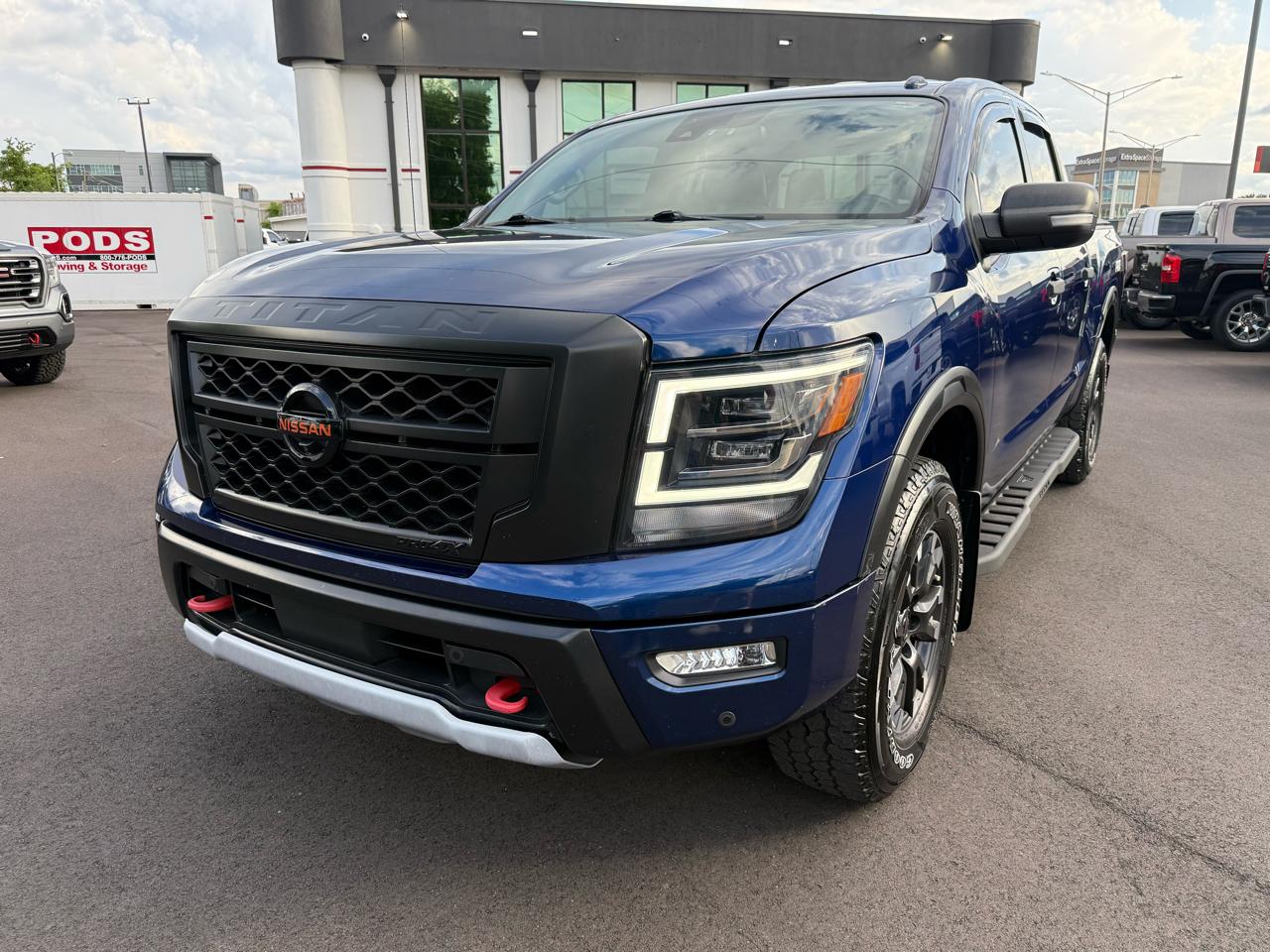 Nissan Titan 4x4 Crew Cab PRO-4X 2020