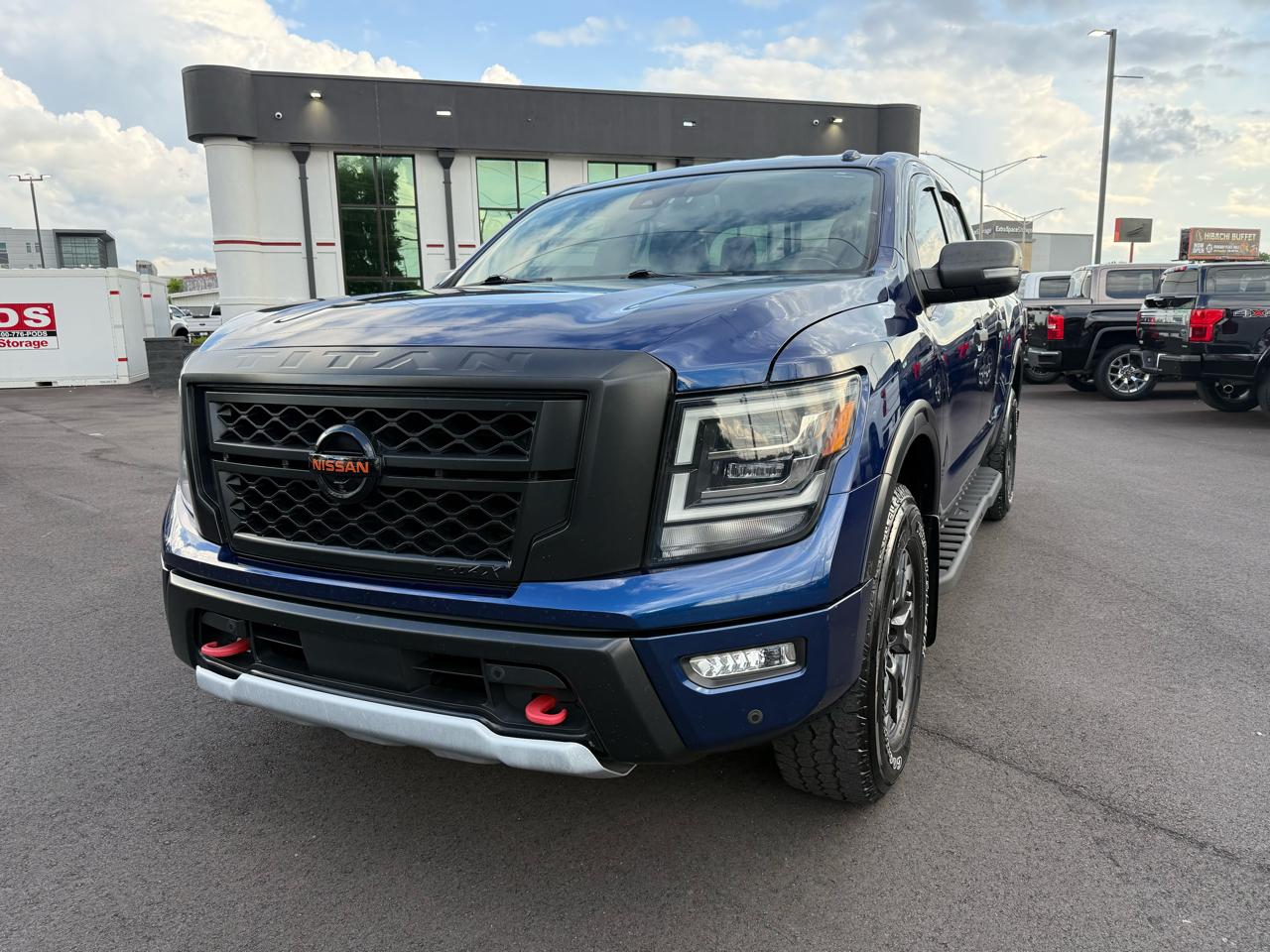 Nissan Titan 4x4 Crew Cab PRO-4X 2020