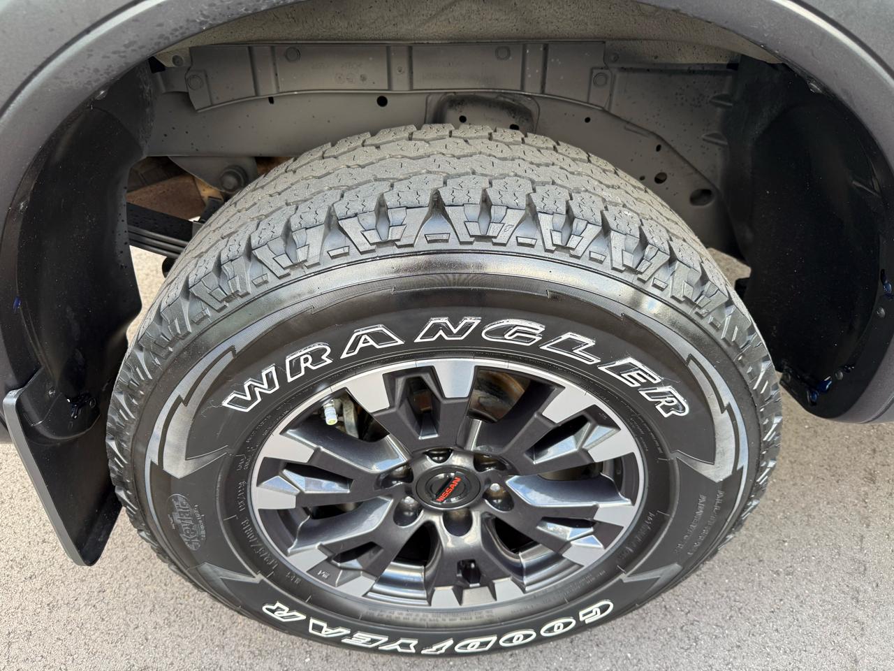 Nissan Titan 4x4 Crew Cab PRO-4X 2020