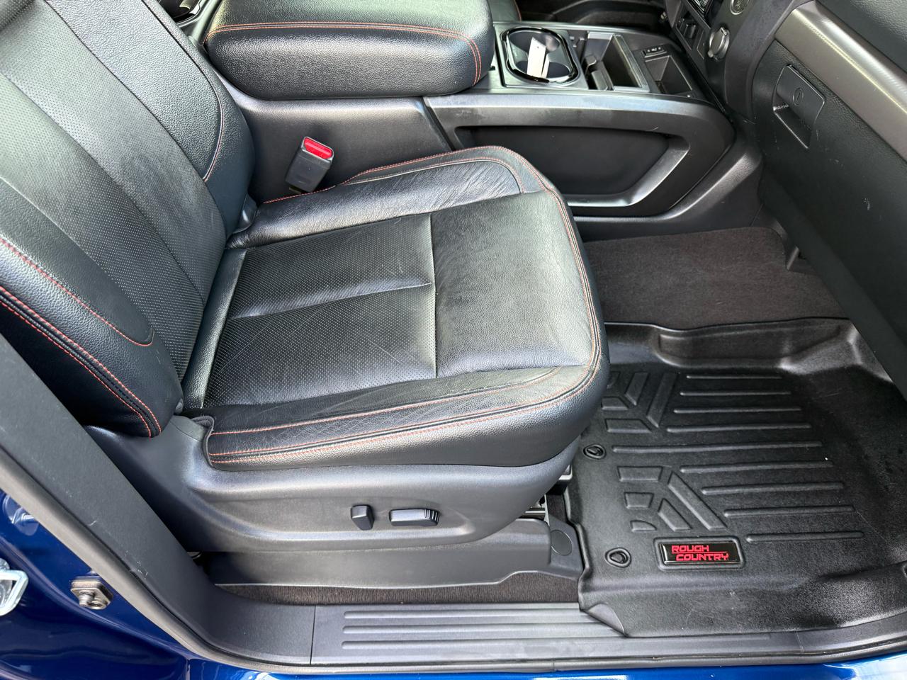 Nissan Titan 4x4 Crew Cab PRO-4X 2020