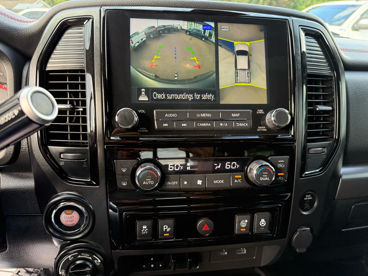 Nissan Titan 4x4 Crew Cab PRO-4X 2020