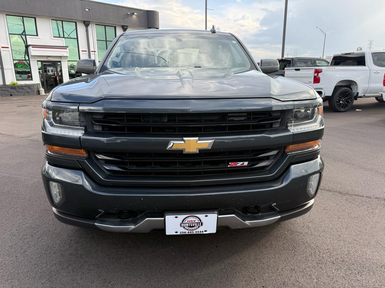 Chevrolet Silverado 1500 4WD Crew Cab 143.5" LT w/2LT 2018