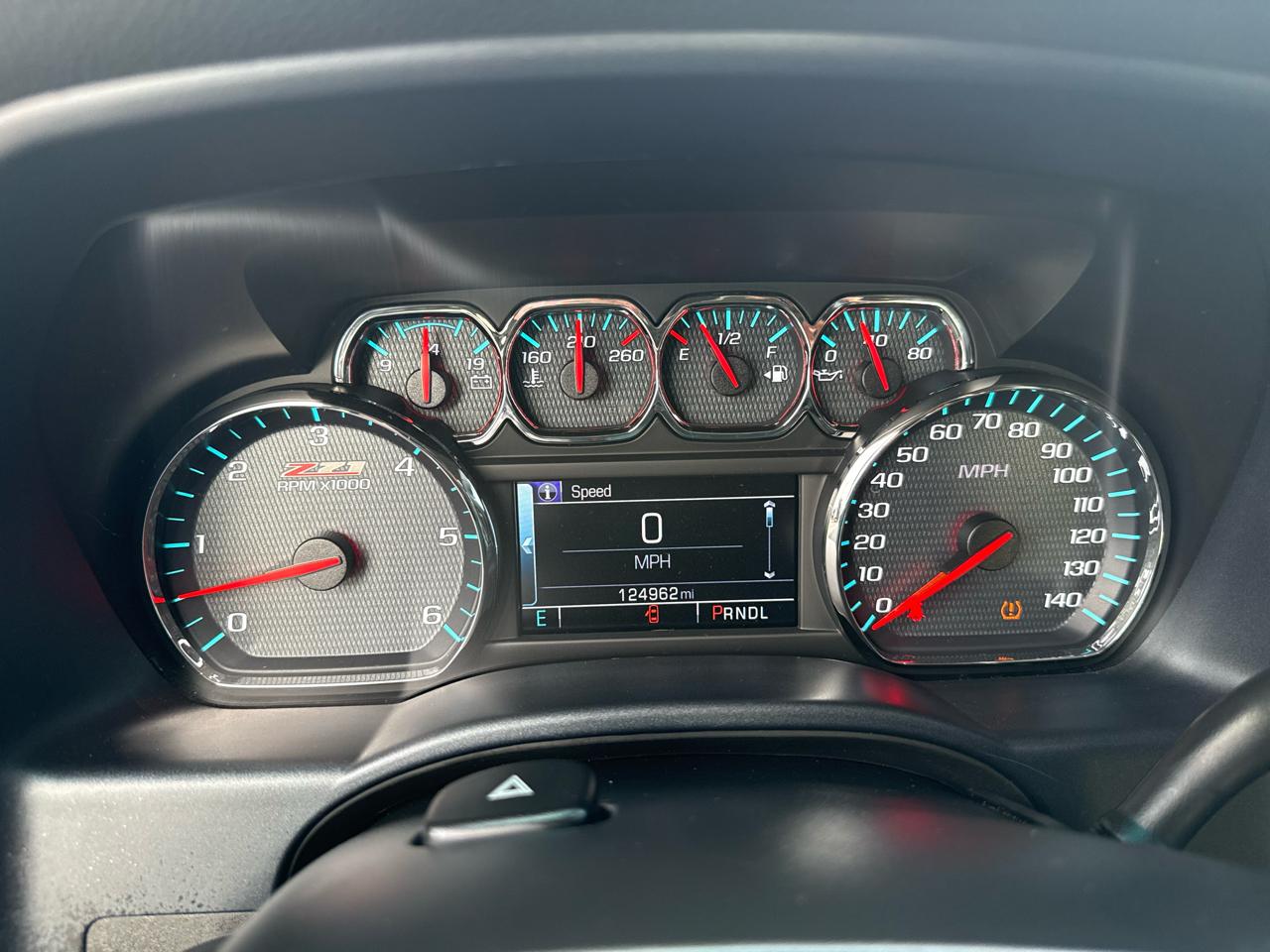 Chevrolet Silverado 1500 4WD Crew Cab 143.5" LT w/2LT 2018