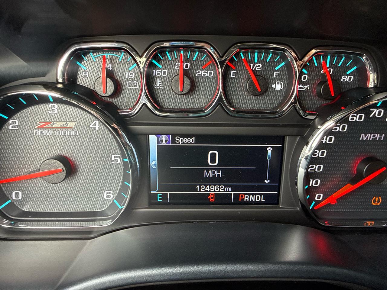 Chevrolet Silverado 1500 4WD Crew Cab 143.5" LT w/2LT 2018