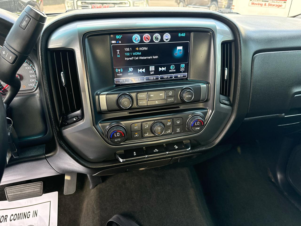 Chevrolet Silverado 1500 4WD Crew Cab 143.5" LT w/2LT 2018
