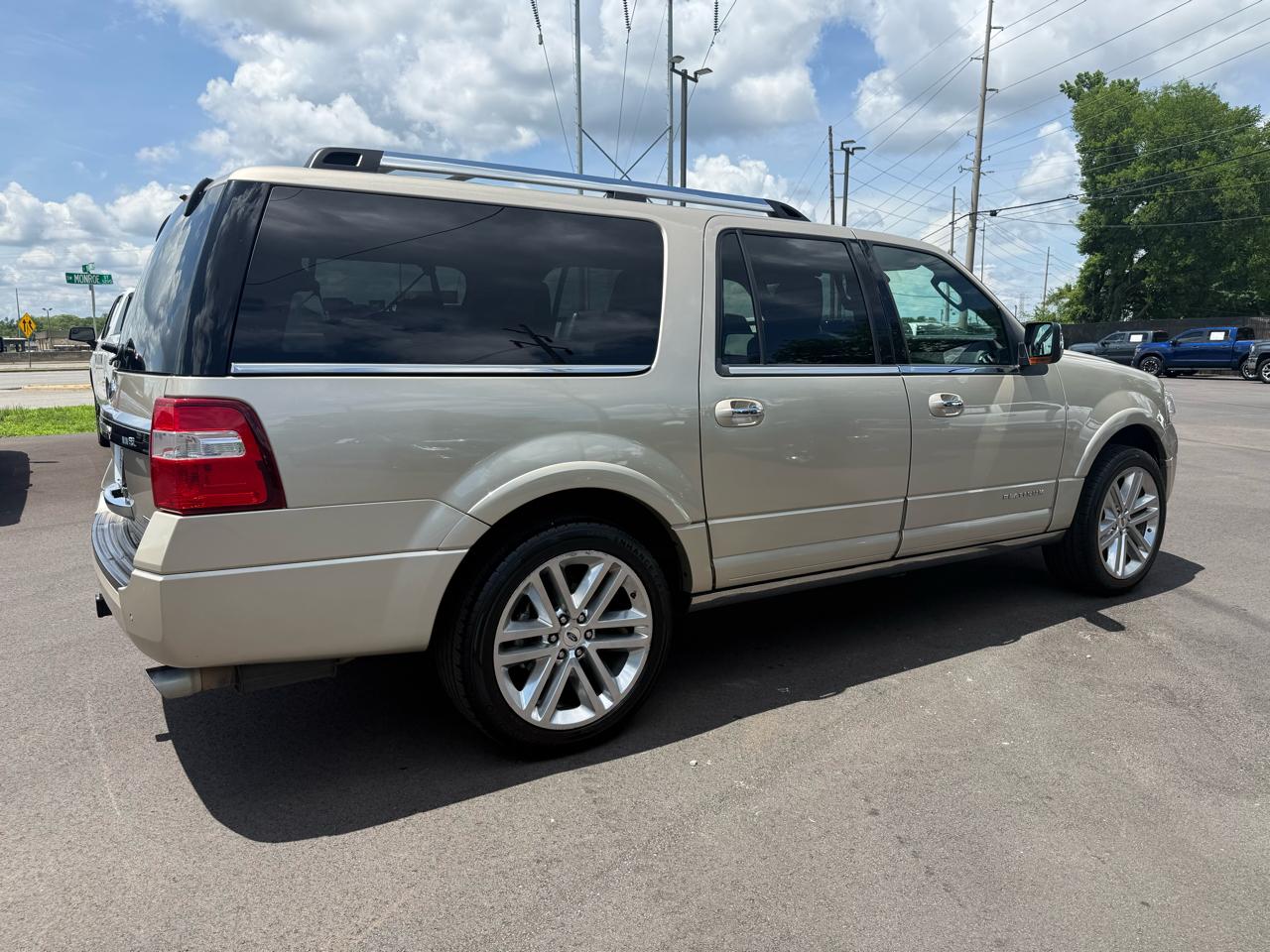 Ford Expedition EL Platinum 4x2 2017
