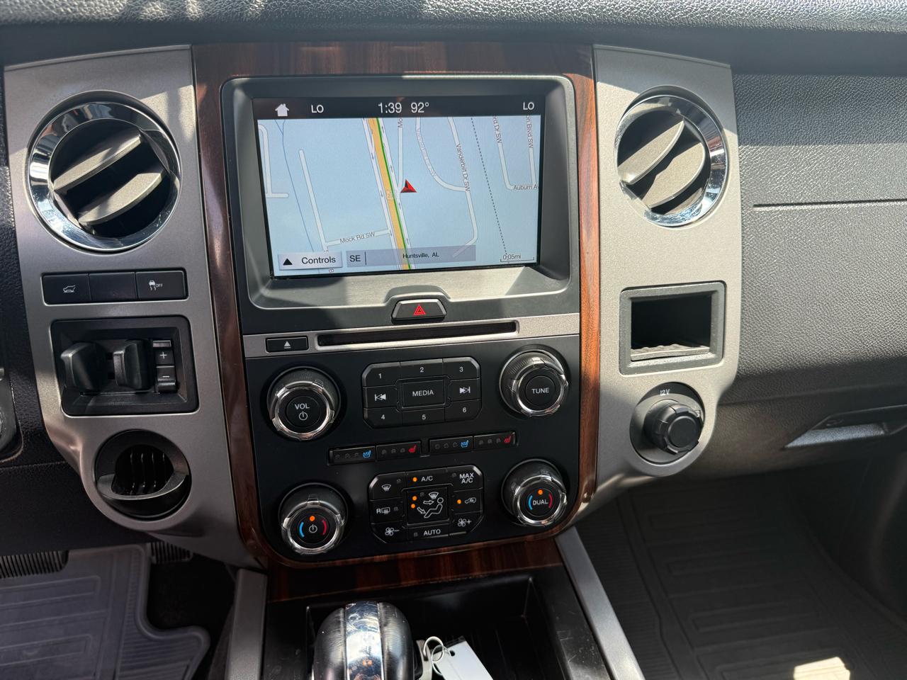 Ford Expedition EL Platinum 4x2 2017