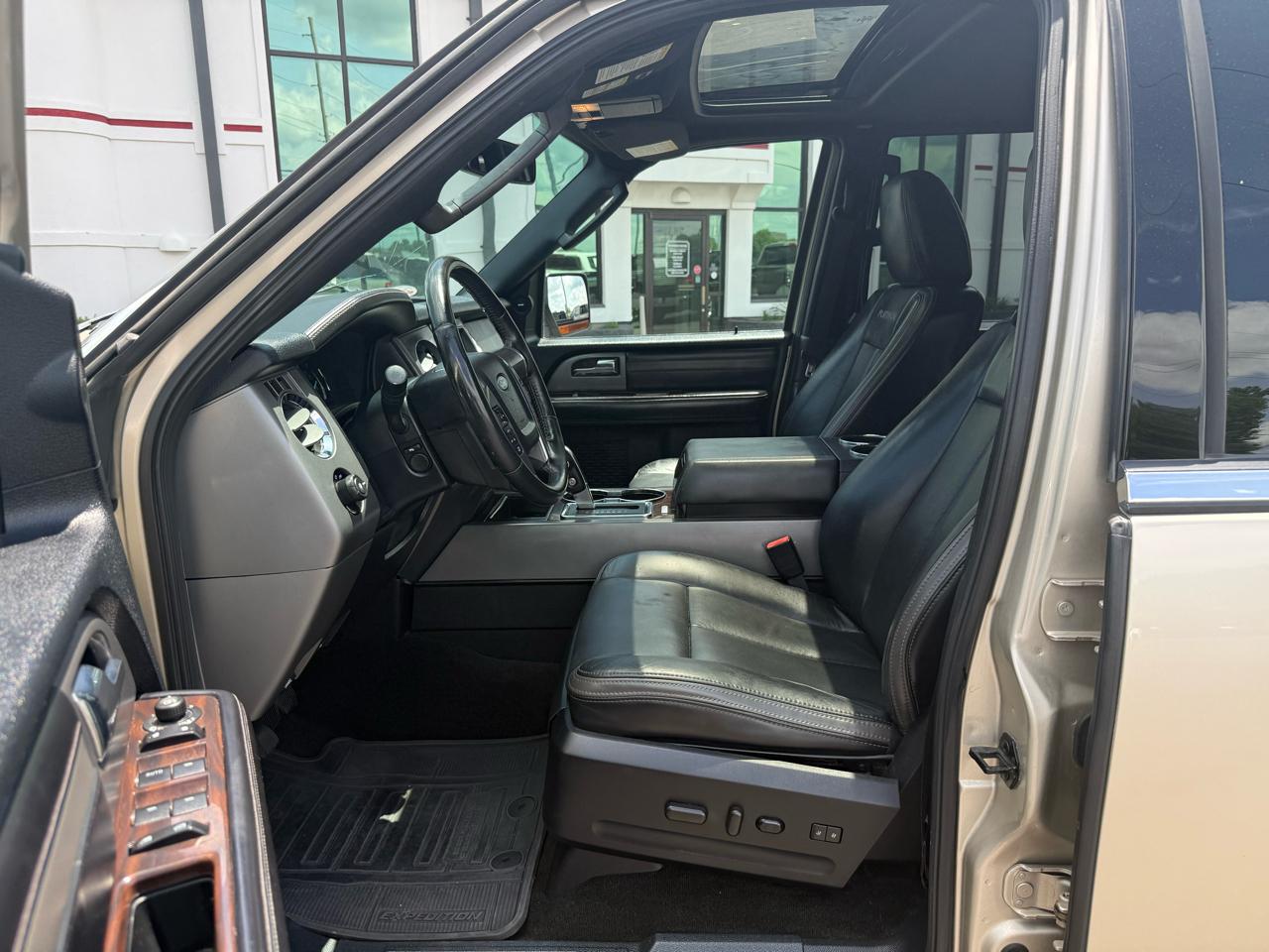 Ford Expedition EL Platinum 4x2 2017