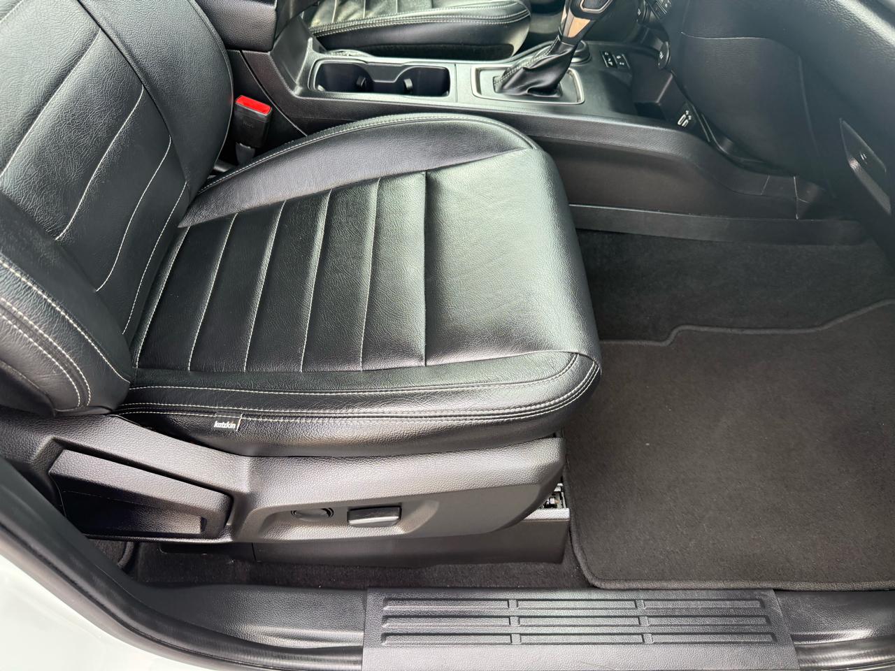 Ford Ranger XLT Crew Cab 4WD 2023