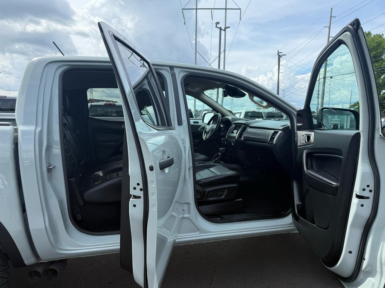 Ford Ranger XLT Crew Cab 4WD 2023