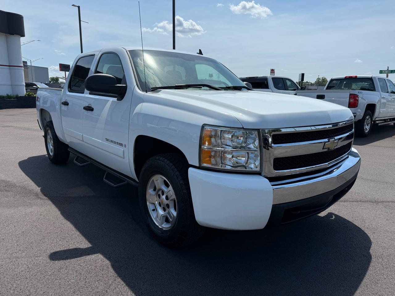 Chevrolet Silverado 1500 4WD Crew Cab 143.5" LT w/1LT 2008